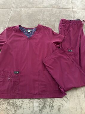 koi Women's Scrub Set in Berry